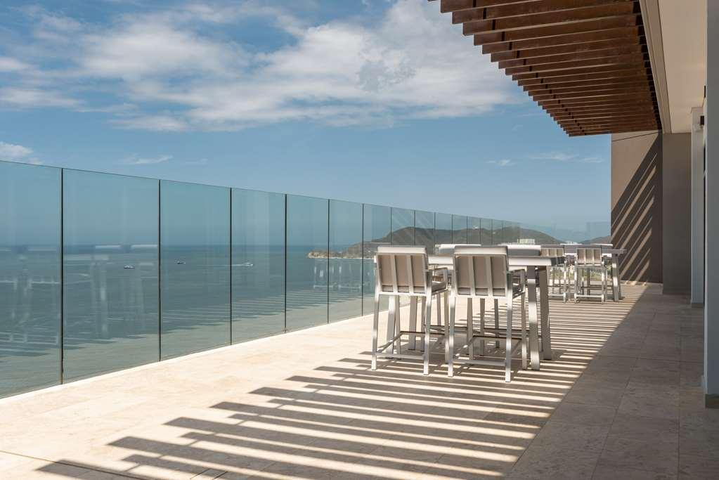 Hilton Santa Marta Hotel Restaurant photo