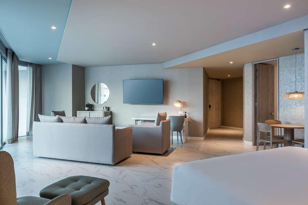 Hilton Santa Marta Hotel Room photo