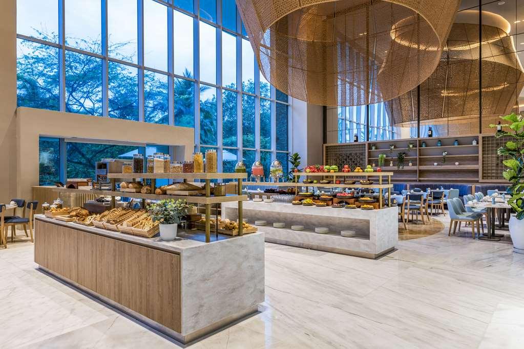Hilton Santa Marta Hotel Restaurant photo