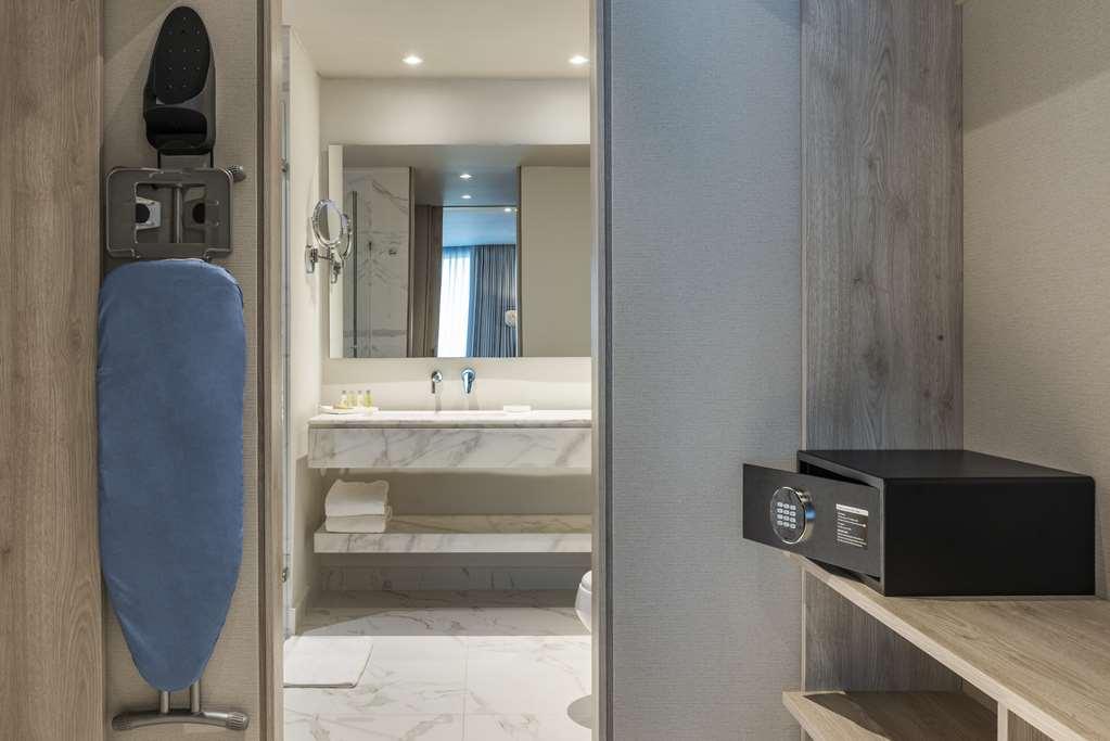 Hilton Santa Marta Hotel Room photo